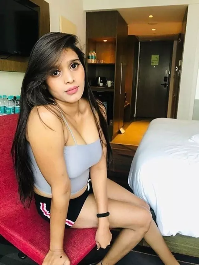 कॉल गर्ल्स सर्विस  कोमारम भीम